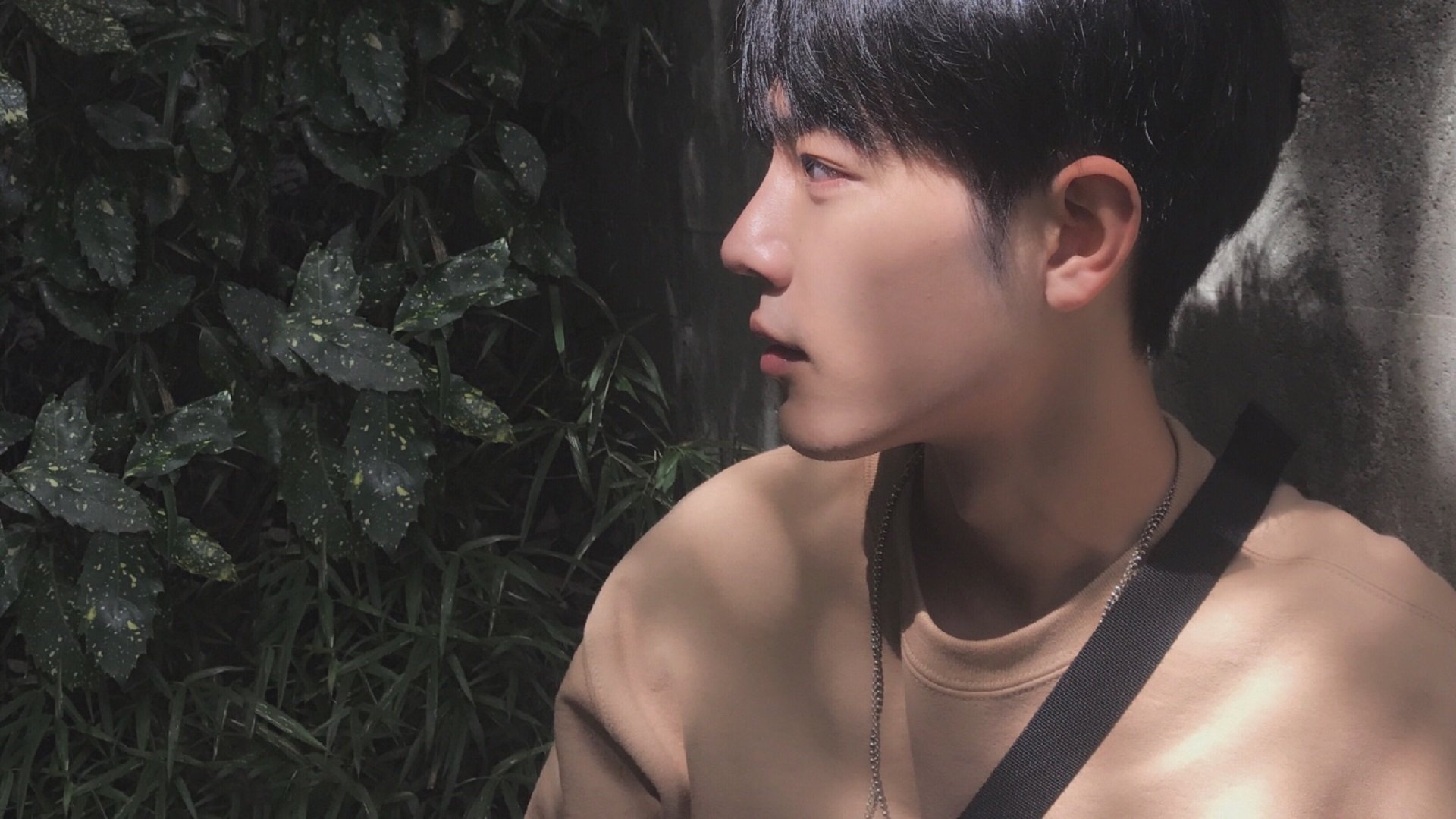 勒布朗迎来生涯第22个赛季，誓言再冲一冠，勒布朗打了几个赛季