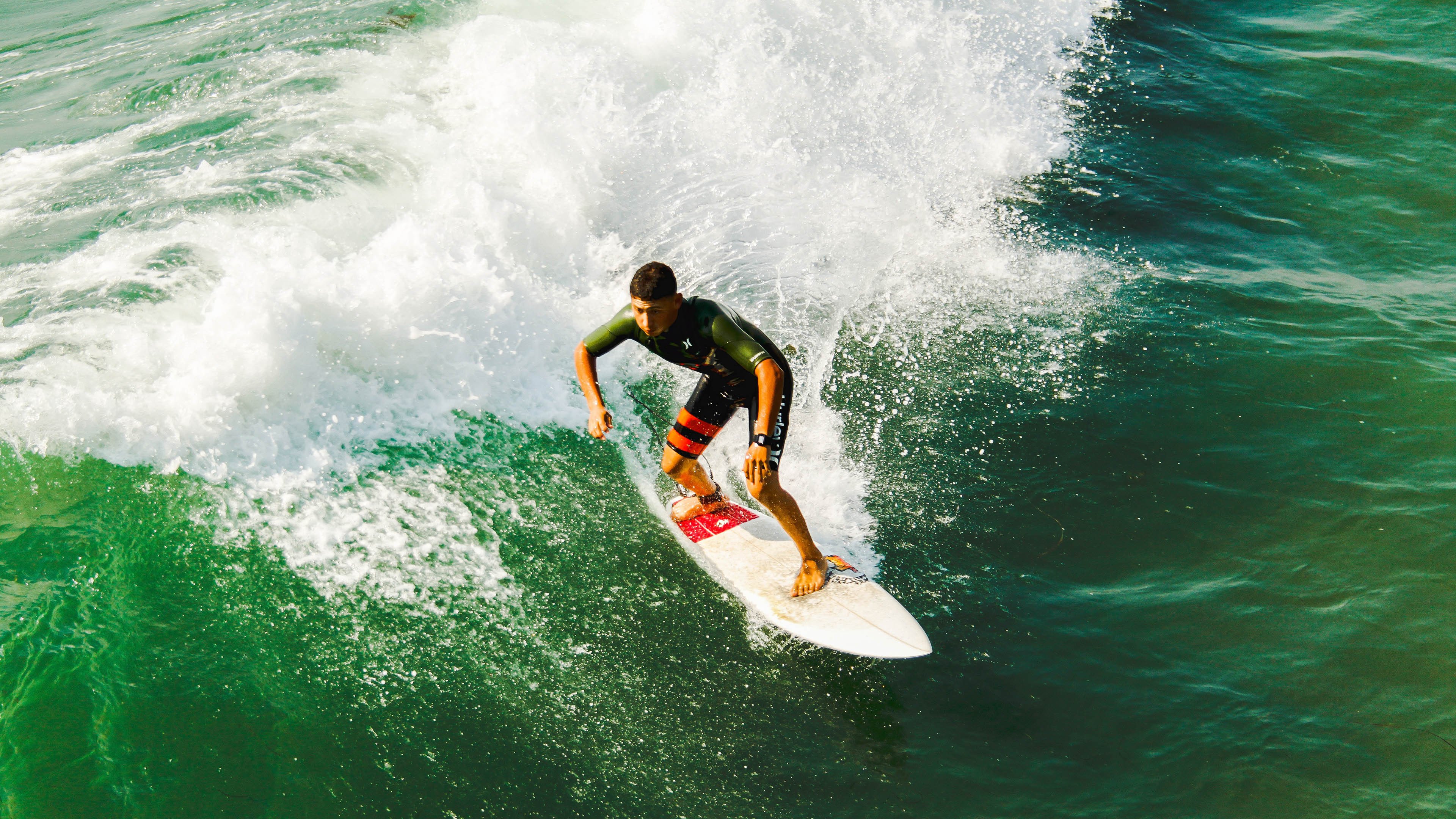 开云·Kaiyun网页版-达米恩·麦肯齐：全黑队的“攻击引擎”，快速反击是他的强项