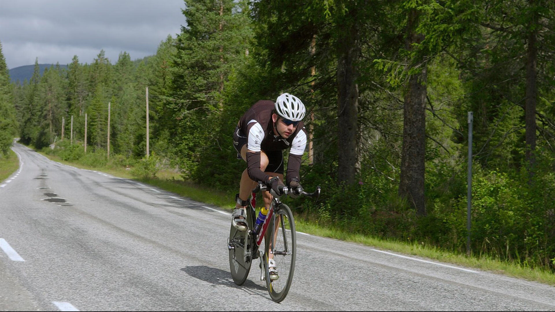 开云 官网 入口-防守反击效率高，稳守中有亮点，防守反击的重点是在